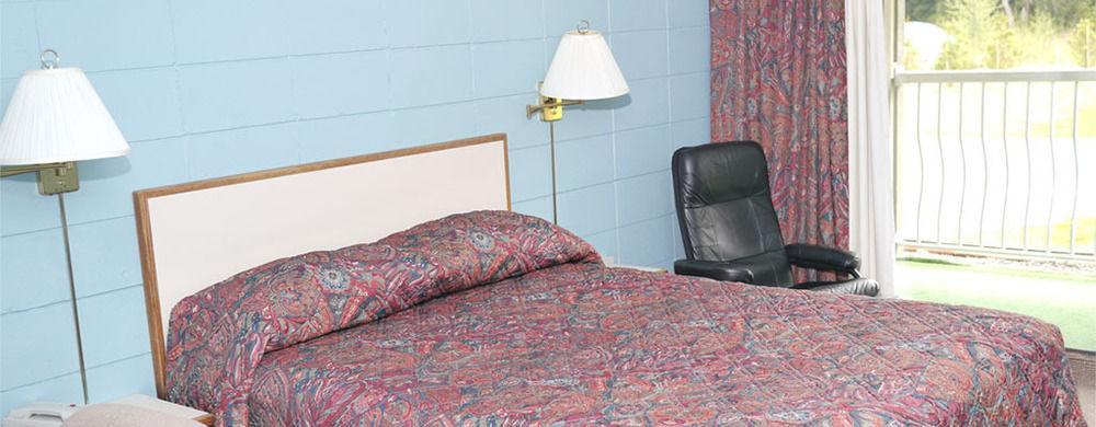 Airport Inn Port Hardy Exteriér fotografie